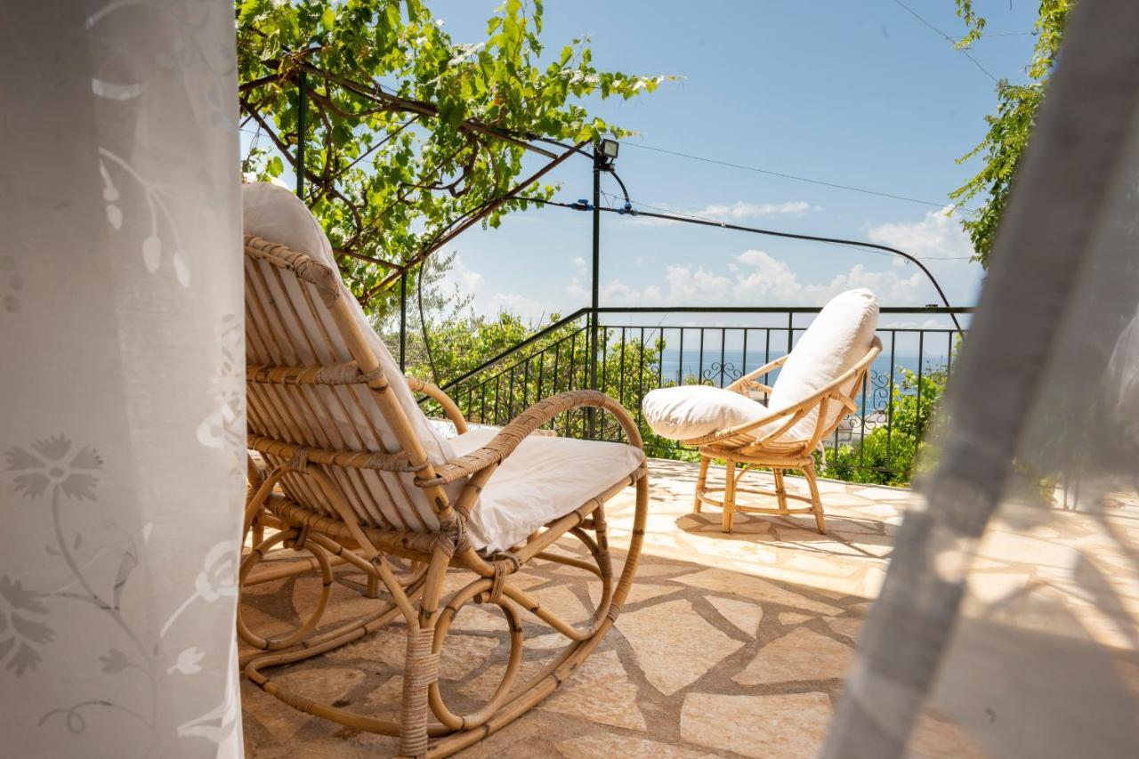Janakis Apartments Himara Zewnętrze zdjęcie