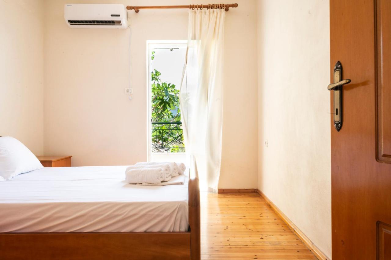 Janakis Apartments Himara Zewnętrze zdjęcie