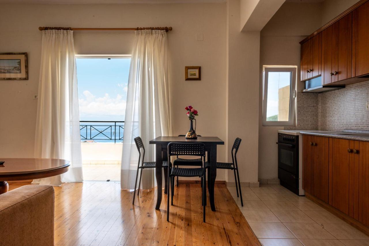 Janakis Apartments Himara Zewnętrze zdjęcie